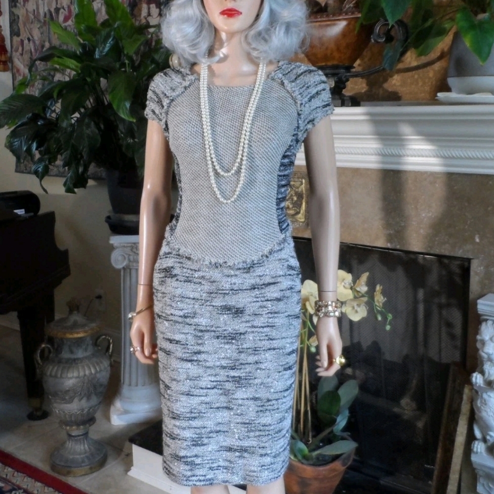 ST JOHN NOVELTY PRISTINE GRAY BLACK TWEED KNIT DRESS